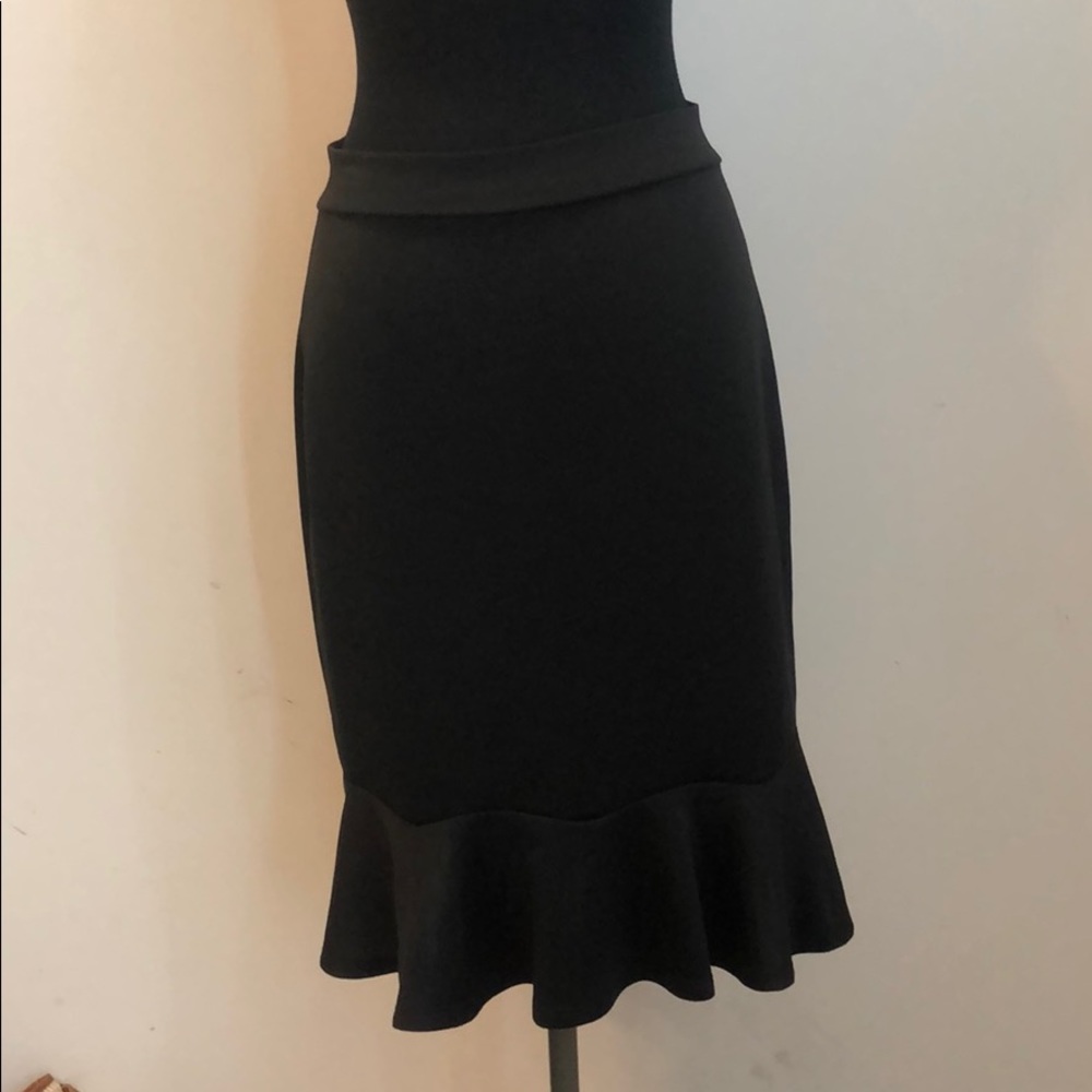 Midi ruffle skirt